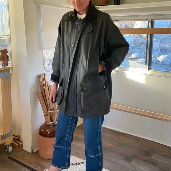 Classic Waxed Jacket - Picture 4 of 10